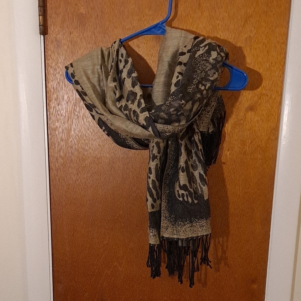 Leopard Print Scarf with Fringe